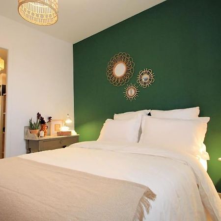 Cosy Appartement Entre Vignes Et Garrigue Avec Piscine Peret Екстер'єр фото